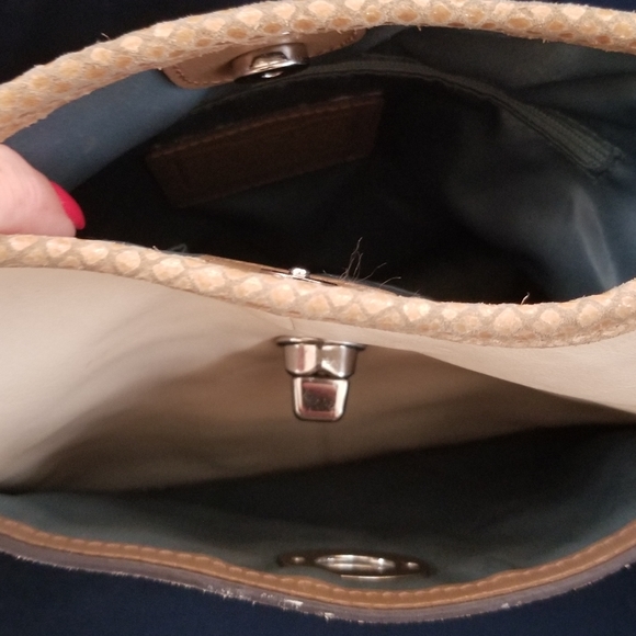 Coach Penelope F16533 Crossbody Bag Ivory Leather/Tan Snakeskin Embossed Trim - Picture 14 of 16